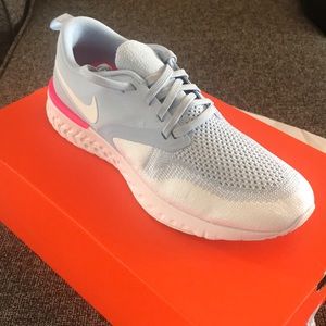 Nike Women’s React 2 Flyknit Shoes